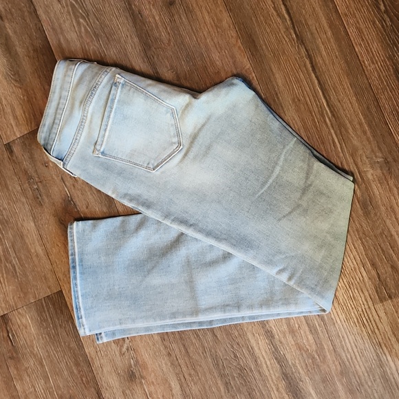 Old Navy Kicker Boot Cut Jeans - Size 2 Petite - Picture 5 of 7